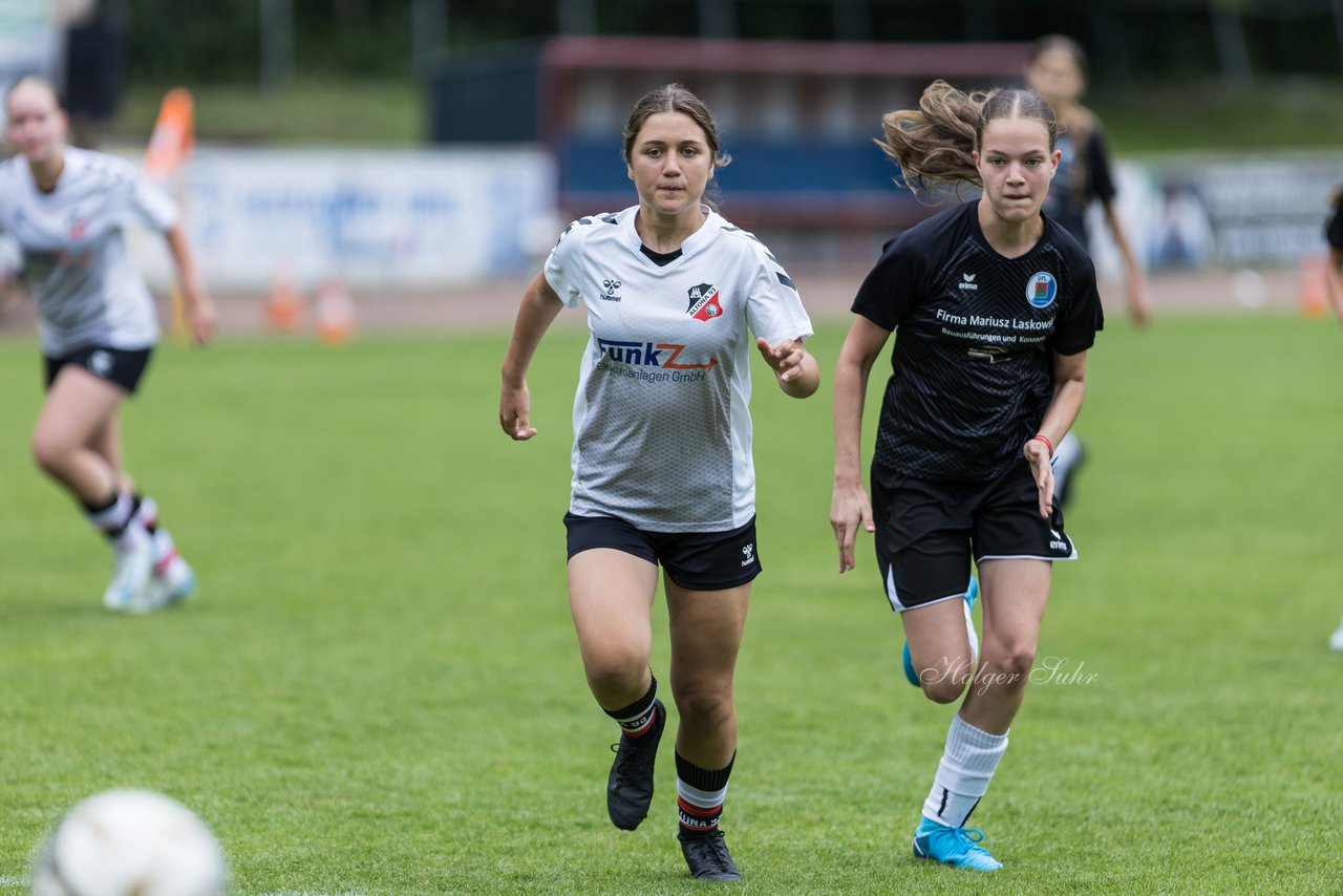 Bild 367 - Loewinnen Cup